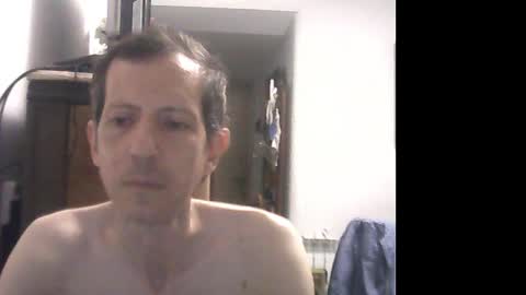 Snapshot of lucianoaxel chatting on February 19, 11:46 pm Luciano online show from February 19, 11:46 pm