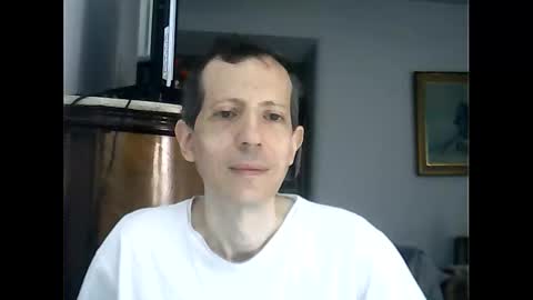 Snapshot of lucianoaxel chatting on November 11, 6:30 pm Luciano online show from November 11, 6:30 pm