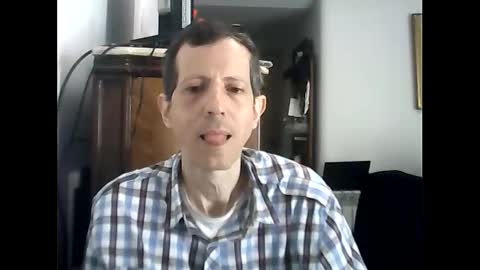 Snapshot of lucianoaxel chatting on November 25, 2:39 pm Luciano online show from November 25, 2:39 pm