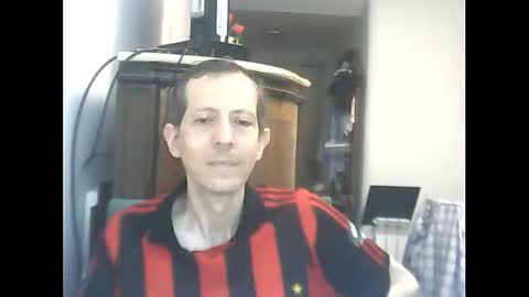 Luciano online show from February 11, 1:32 am