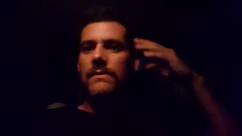 Snapshot of lucianopc chatting on October 7, 9:39 am lucianopc online show from October 7, 9:39 am