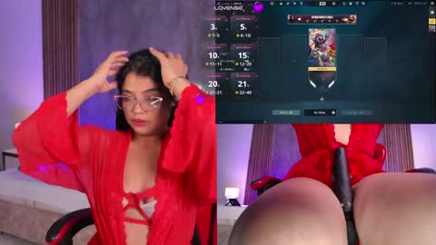Snapshot of luciareid chatting on April 28, 12:10 pm Lucia online show from April 28, 12:10 pm