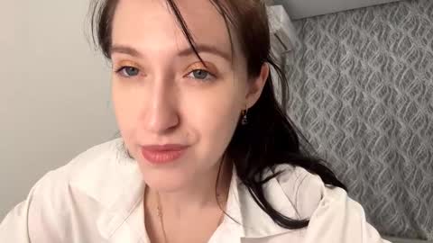 Mary online show from November 9, 8:51 pm