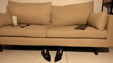 Snapshot of lucie_oude_ chatting on January 4, 12:37 am Lucie online show from January 4, 12:37 am