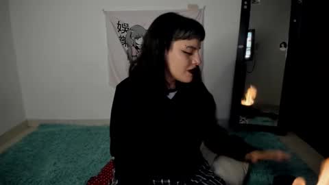 camila online show from December 3, 9:11 am