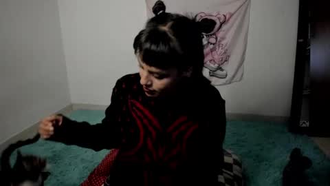 camila online show from December 6, 6:59 am