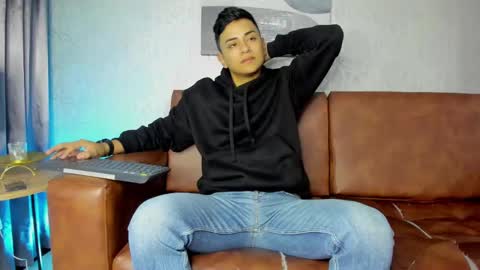 Leo online show from January 29, 11:20 am