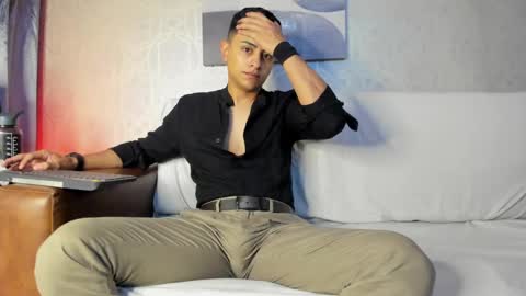 Leo online show from March 12, 11:20 am