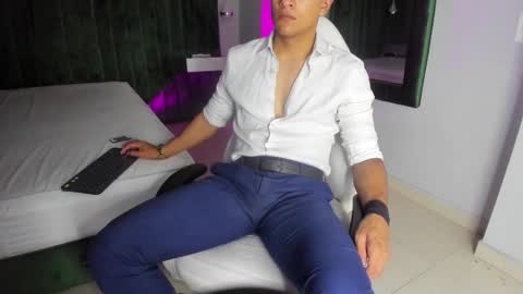 Leo online show from October 17, 11:57 am