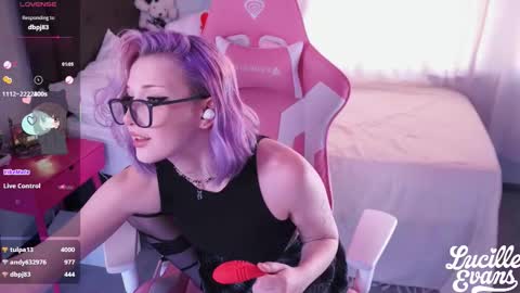 Lucy UwU online show from November 26, 4:35 am