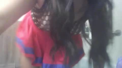 Snapshot of lucindalae chatting on December 4, 3:32 pm lucindalae online show from December 4, 3:32 pm