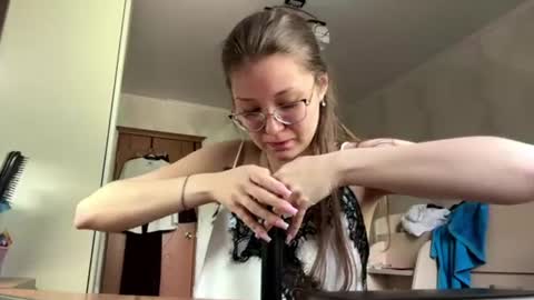Maya online show from June 11, 6:22 am
