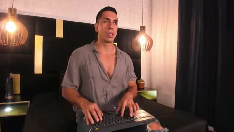 Lucio online show from March 24, 12:10 pm