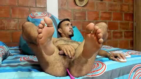 luck_andrew online show from December 15, 12:09 pm