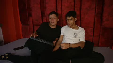 LUCK AND SAMUEL online show from April 6, 2:20 am