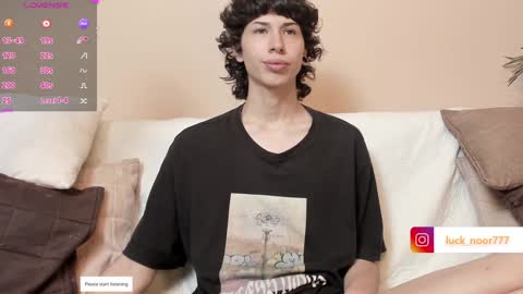 Noor online show from February 6, 4:03 pm