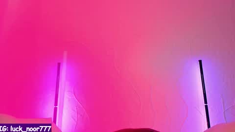 Noor online show from March 28, 2:27 pm