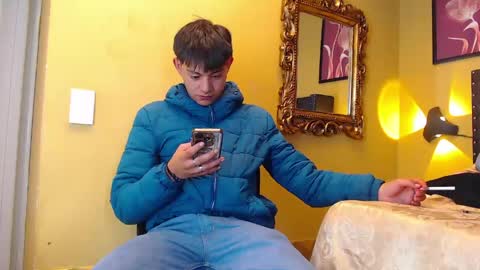 luckk_ online show from April 19, 6:02 am