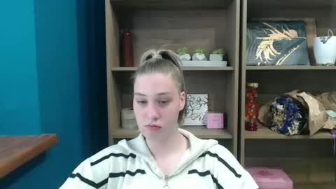 Grace online show from May 11, 4:04 pm