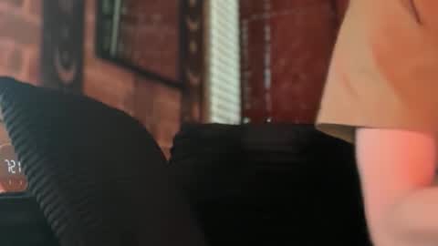 lucky_bme online show from April 21, 12:23 am