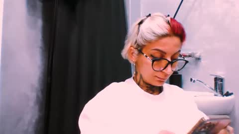 Snapshot of lucky_denizz chatting on November 23, 9:53 am lucky_denizz online show from November 23, 9:53 am