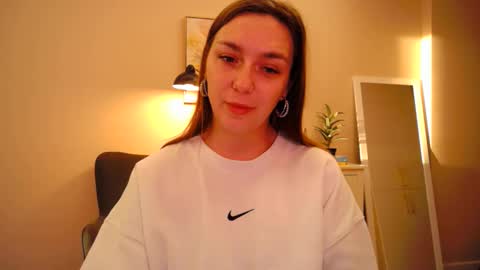 lucky_foryou_baby online show from December 4, 4:54 am