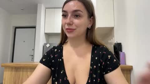 lucky_foryou_baby online show from October 13, 6:24 am