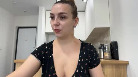 lucky_foryou_baby online show from October 21, 8:15 am