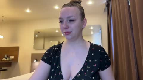 Snapshot of lucky_foryou_baby chatting on April 20, 9:56 am lucky_foryou_baby online show from April 20, 9:56 am