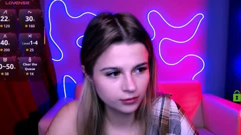 Mila Sweetheart online show from March 29, 7:36 pm