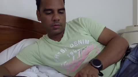 Snapshot of luckyfinalone chatting on September 23, 9:51 pm luckyfinalone online show from September 23, 9:51 pm