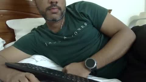 Snapshot of luckyfinalone chatting on October 5, 11:35 pm luckyfinalone online show from October 5, 11:35 pm