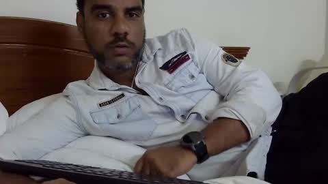 Snapshot of luckyfinalone chatting on October 15, 9:59 pm luckyfinalone online show from October 15, 9:59 pm