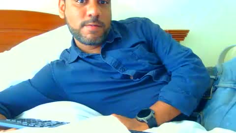 Snapshot of luckyfinalone chatting on October 29, 3:36 pm luckyfinalone online show from October 29, 3:36 pm