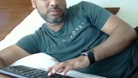 Snapshot of luckyfinalone chatting on November 8, 4:07 pm luckyfinalone online show from November 8, 4:07 pm