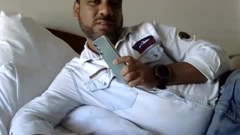 Snapshot of luckyfinalone chatting on December 3, 2:48 pm luckyfinalone online show from December 3, 2:48 pm