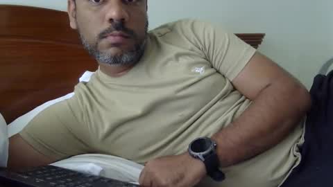 Snapshot of luckyfinalone chatting on February 21, 6:31 pm luckyfinalone online show from February 21, 6:31 pm