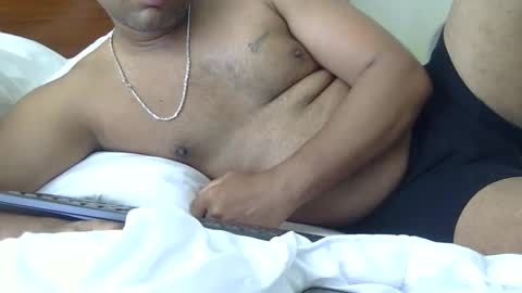Snapshot of luckyfinalone chatting on April 19, 4:39 pm luckyfinalone online show from April 19, 4:39 pm