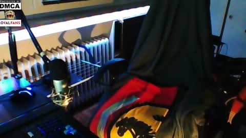 Snapshot of luckyfreak1 chatting on February 14, 3:15 pm call me Stefan online show from February 14, 3:15 pm