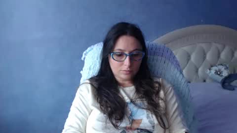 luckylinda23 online show from October 9, 9:18 am