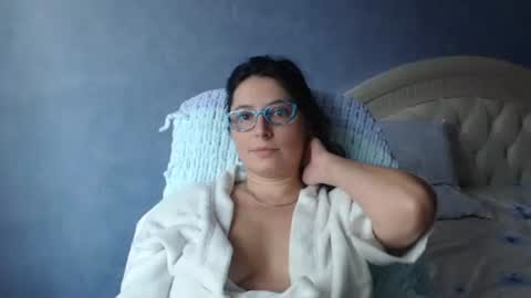 luckylinda23 online show from November 13, 11:31 am