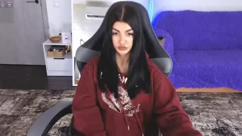 Monika online show from April 14, 12:00 pm