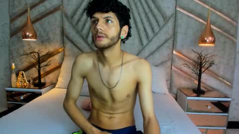 Snapshot of luckysamer chatting on March 1, 2:08 pm LuckySame online show from March 1, 2:08 pm