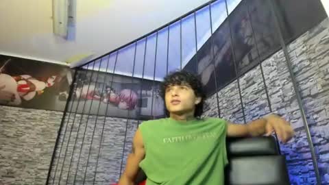 Snapshot of luckyy_boy_ chatting on July 15, 7:08 pm Lucky online show from July 15, 7:08 pm