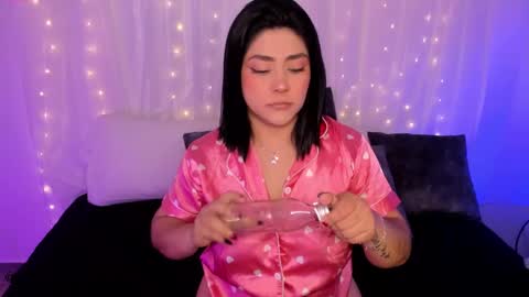 Snapshot of lucy266_ chatting on October 23, 2:11 am lucy online show from October 23, 2:11 am