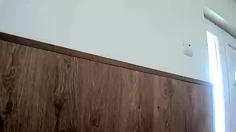 Snapshot of lucy_angel5 chatting on February 19, 8:33 am Lucy online show from February 19, 8:33 am