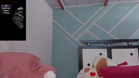 Snapshot of lucy_bluesea chatting on October 30, 5:24 pm Lucy Herrera online show from October 30, 5:24 pm