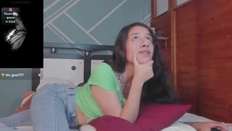 Snapshot of lucy_bluesea chatting on November 24, 12:21 am Lucy Herrera online show from November 24, 12:21 am