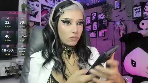 Snapshot of lucy_fernandez chatting on July 9, 11:42 pm lucyfer online show from July 9, 11:42 pm