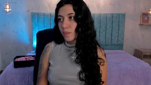 Lucy Greys online show from July 9, 1:48 pm